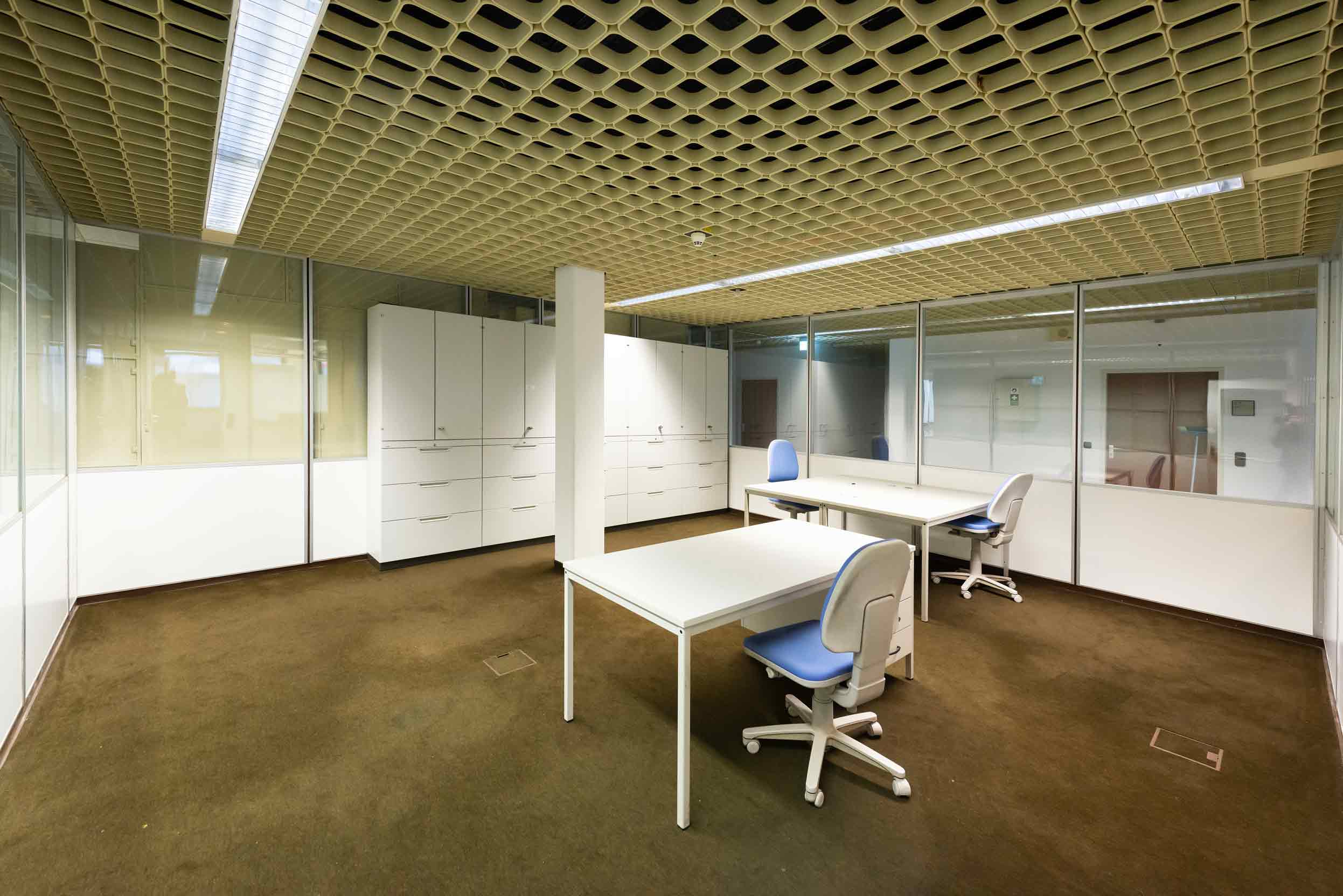 placeholder image-sq